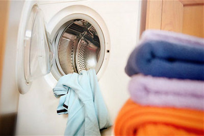 福田保隆洗滌設(shè)備與我公司簽訂網(wǎng)站建設(shè)合作協(xié)議，助力洗滌用品品牌數(shù)字化升級(jí)